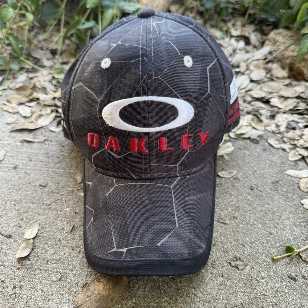Oakley One Icon FHR Cap Hat BG PT 13.0 HAT Blackout Performance Fit